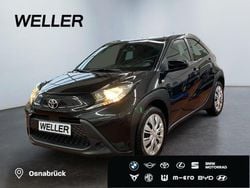 Mysticschwarz mica metallic Gebraucht 2024 Toyota Aygo Kleinwagen | 14.590 € (Guter Preis)
