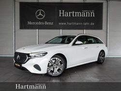 Polarweiß Gebraucht 2024 Mercedes E200 Avantgarde Kombi | 45.850 € (Fairer Preis)