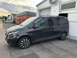 Schwarz Gebraucht 2024 Mercedes Vito Van | 49.750 € (Teuer)