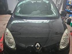 Schwarz Gebraucht 2007 Renault Twingo Kleinwagen | 2.200 €