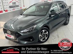 Grün Neu 2025 Hyundai i30 Style Limousine | 23.890 € (Guter Preis)