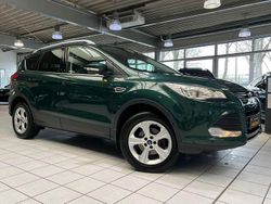Grün Gebraucht 2016 Ford Kuga SYNC Edition SUV | 7.990 € (Guter Preis)