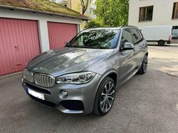 Grau Gebraucht 2018 BMW X5 M Sport SUV | 40.700 € (Teuer)
