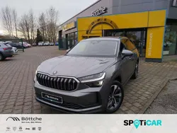 Graphitegrau metallic Gebraucht 2024 Skoda Kodiaq Selection SUV | 52.890 € (Teuer)