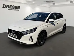 Weiss Gebraucht 2022 Hyundai i20 Edition 30 Kleinwagen | 17.990 € (Fairer Preis)