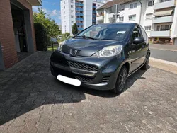 Grau Gebraucht 2011 Peugeot 107 Filou Kleinwagen | 4.700 € (Fairer Preis)