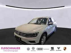 Weiss Gebraucht 2021 VW Tiguan Allspace Highline SUV | 26.470 € (Fairer Preis)