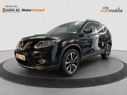Schwarz Gebraucht 2016 Nissan X-Trail Tekna SUV | 16.480 € (Fairer Preis)