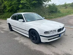 Weiß Gebraucht 2001 BMW 728 Limousine | 5.990 € (Superpreis)