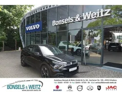 Schwarz metallic Gebraucht 2024 Citroën C4 PureTech Limousine | 19.950 € (Fairer Preis)