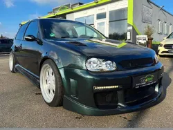 Sonderlack mit goldeffekt Gebraucht 1998 VW Golf IV Comfortline Limousine | 4.800 €