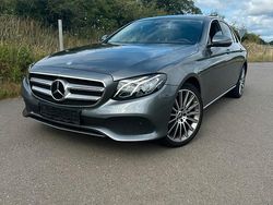 Grau Gebraucht 2017 Mercedes E350 Limousine | 29.699 € (Etwas zu teuer)