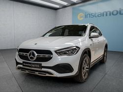 Weiß Gebraucht 2021 Mercedes GLA250 SUV | 33.299 € (Fairer Preis)