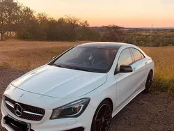 Weiß Gebraucht 2013 Mercedes CLA220 Limousine | 19.000 €