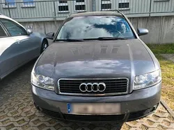 Grau Gebraucht 2002 Audi A4 Kombi | 1.800 € (Fairer Preis)