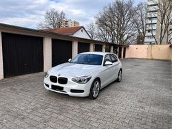 Silber Gebraucht 2012 BMW 118 Performance Kleinwagen | 9.500 € (Fairer Preis)