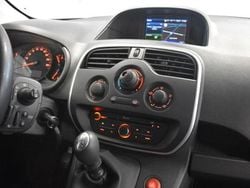 Weiss Gebraucht 2020 Renault Rapid Limousine | 8.470 € (Guter Preis)