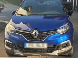 Blau Gebraucht 2018 Renault Captur Version S SUV | 13.900 € (Fairer Preis)