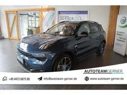Blau (metallic) Gebraucht 2022 Lynk & Co 01 SUV | 24.383 € (Etwas zu teuer)