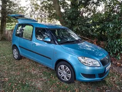 Blau Gebraucht 2011 Skoda Roomster Active Kombi | 5.500 € (Etwas zu teuer)