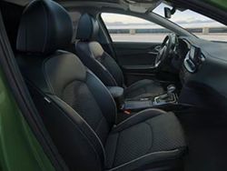 Carraraweiß carraraweiß Neu 2025 Kia XCeed SUV | 22.633 € (Fairer Preis)