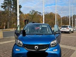 Blau Gebraucht 2017 Smart #1 SUV | 10.000 €