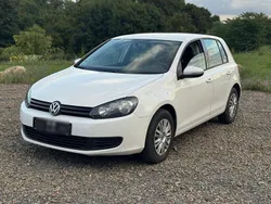 Weiß Gebraucht 2010 VW Golf VI Limousine | 3.800 € (Fairer Preis)