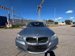 Blau Gebraucht 2011 BMW 318 Limousine | 6.700 € (Guter Preis)