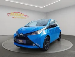 Blau Gebraucht 2015 Toyota Aygo X-cite Kleinwagen | 6.900 € (Guter Preis)