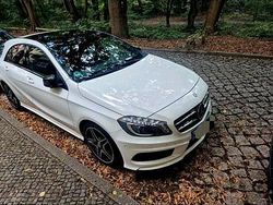 Weiß Gebraucht 2014 Mercedes A200 AMG line Kleinwagen | 15.150 € (Etwas zu teuer)