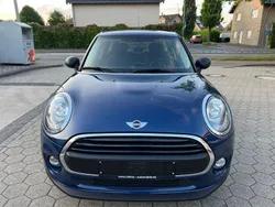 Blau Gebraucht 2018 Mini ONE Kleinwagen | 10.850 € (Fairer Preis)