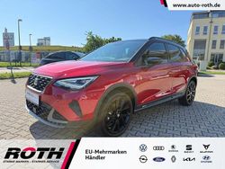 Rot Neu 2025 Seat Arona Black Edition SUV | 26.490 € (Teuer)