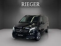 Schwarz Gebraucht 2023 Mercedes V300 Avantgarde Van / Kleinbus | 59.448 € (Fairer Preis)