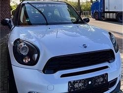 Weiß Gebraucht 2013 Mini Cooper SD Kleinwagen | 10.500 € (Etwas zu teuer)