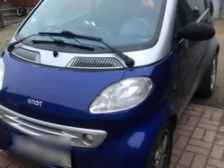 Blau Gebraucht 2000 Smart ForTwo Coupé Coupé | 1.500 € (Etwas zu teuer)