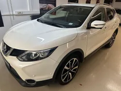 Weiß Gebraucht 2017 Nissan Qashqai Tekna SUV | 14.990 € (Fairer Preis)
