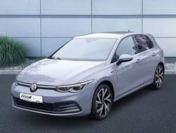 Mondsteingrau Gebraucht 2023 VW Golf VIII Style Limousine | 29.990 € (Fairer Preis)