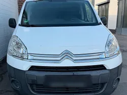 Weiß Gebraucht 2014 Citroën Berlingo Van / Kleinbus | 6.990 € (Fairer Preis)