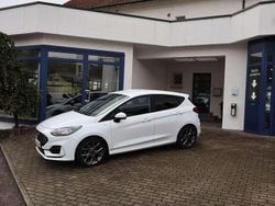 Frostweiß Gebraucht 2022 Ford Fiesta ST-Line Kleinwagen | 16.451 € (Guter Preis)