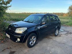 Schwarz Gebraucht 2004 Toyota RAV4 SUV | 7.990 € (Teuer)