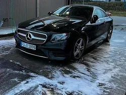 Schwarz Gebraucht 2019 Mercedes 200 AMG line Coupé | 29.999 €