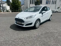Weiß Gebraucht 2016 Ford Fiesta Kleinwagen | 4.700 € (Superpreis)
