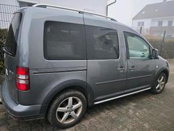 Grau Gebraucht 2015 VW Caddy Van / Kleinbus | 9.000 € (Fairer Preis)