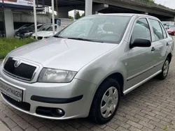 Silber Gebraucht 2006 Skoda Fabia Classic Limousine | 1.290 € (Guter Preis)