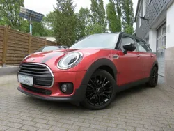 Rot Gebraucht 2021 Mini Cooper Clubman Kombi | 23.490 € (Fairer Preis)