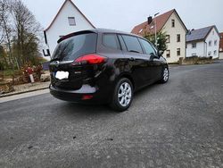 Braun Gebraucht 2014 Opel Zafira Tourer Innovation Van / Kleinbus | 6.000 € (Fairer Preis)