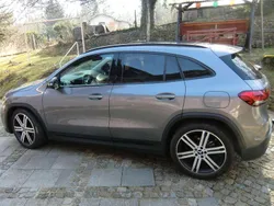 Grau Gebraucht 2022 Mercedes GLA200 AMG line SUV | 36.100 € (Fairer Preis)