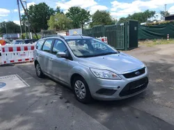 Silber Gebraucht 2009 Ford Focus Style Kombi | 1.690 € (Guter Preis)
