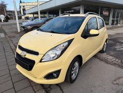 Gelb Gebraucht 2013 Chevrolet Spark LT Kleinwagen | 4.990 € (Etwas zu teuer)