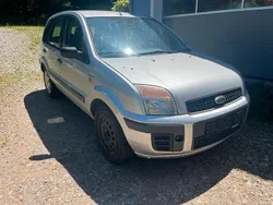 Silber Gebraucht 2007 Ford Fusion Kleinwagen | 850 € (Superpreis)